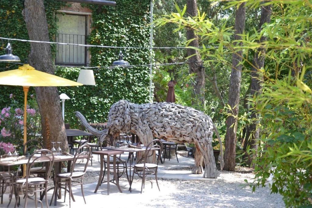 Hostellerie Le Paradou Lourmarin Εξωτερικό φωτογραφία