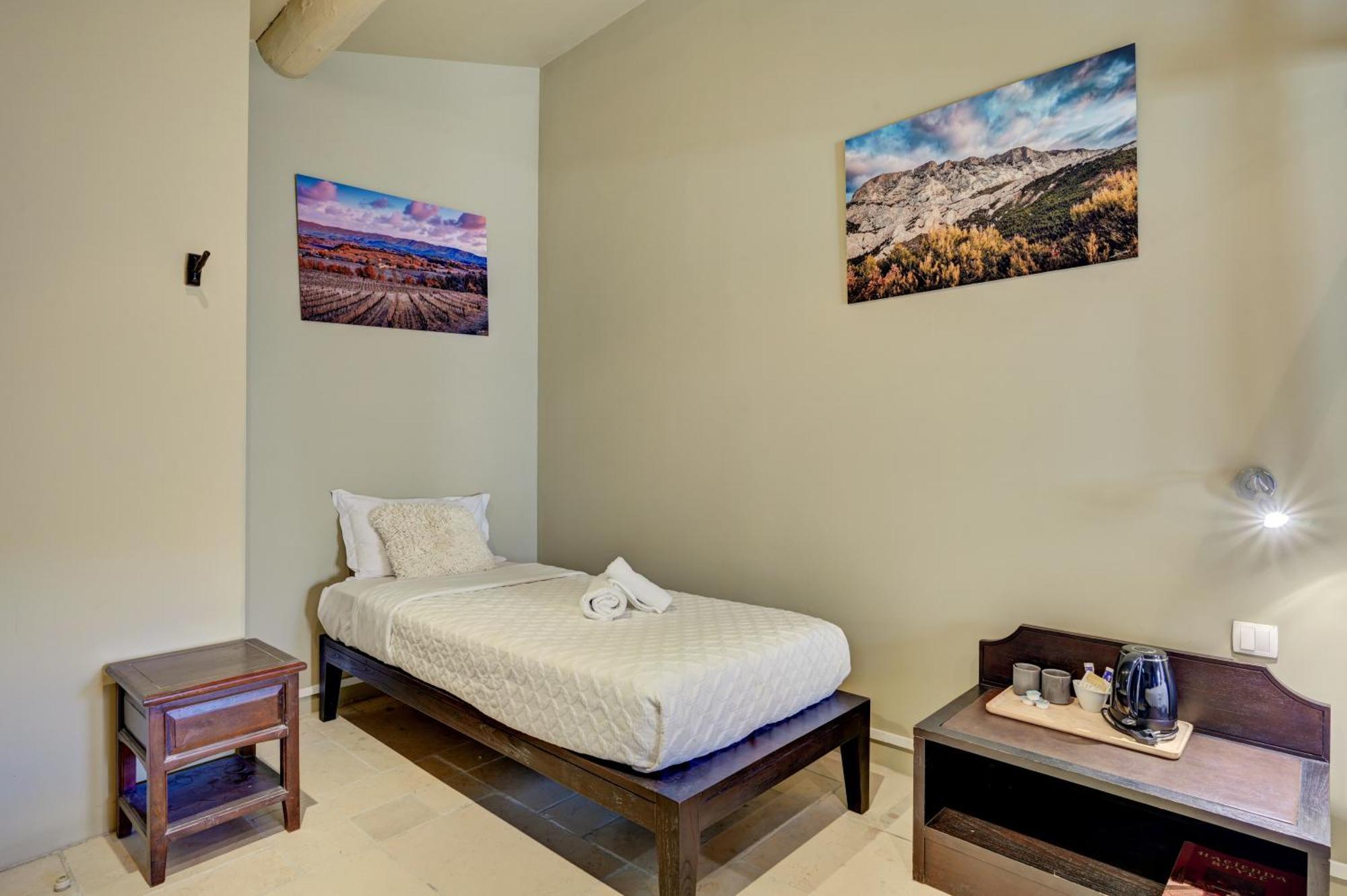 Hostellerie Le Paradou Lourmarin Εξωτερικό φωτογραφία