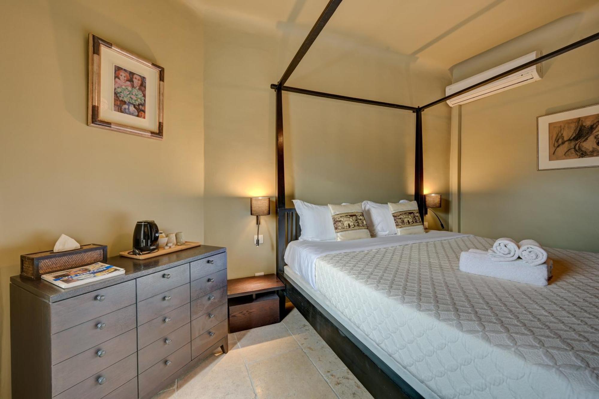 Hostellerie Le Paradou Lourmarin Εξωτερικό φωτογραφία